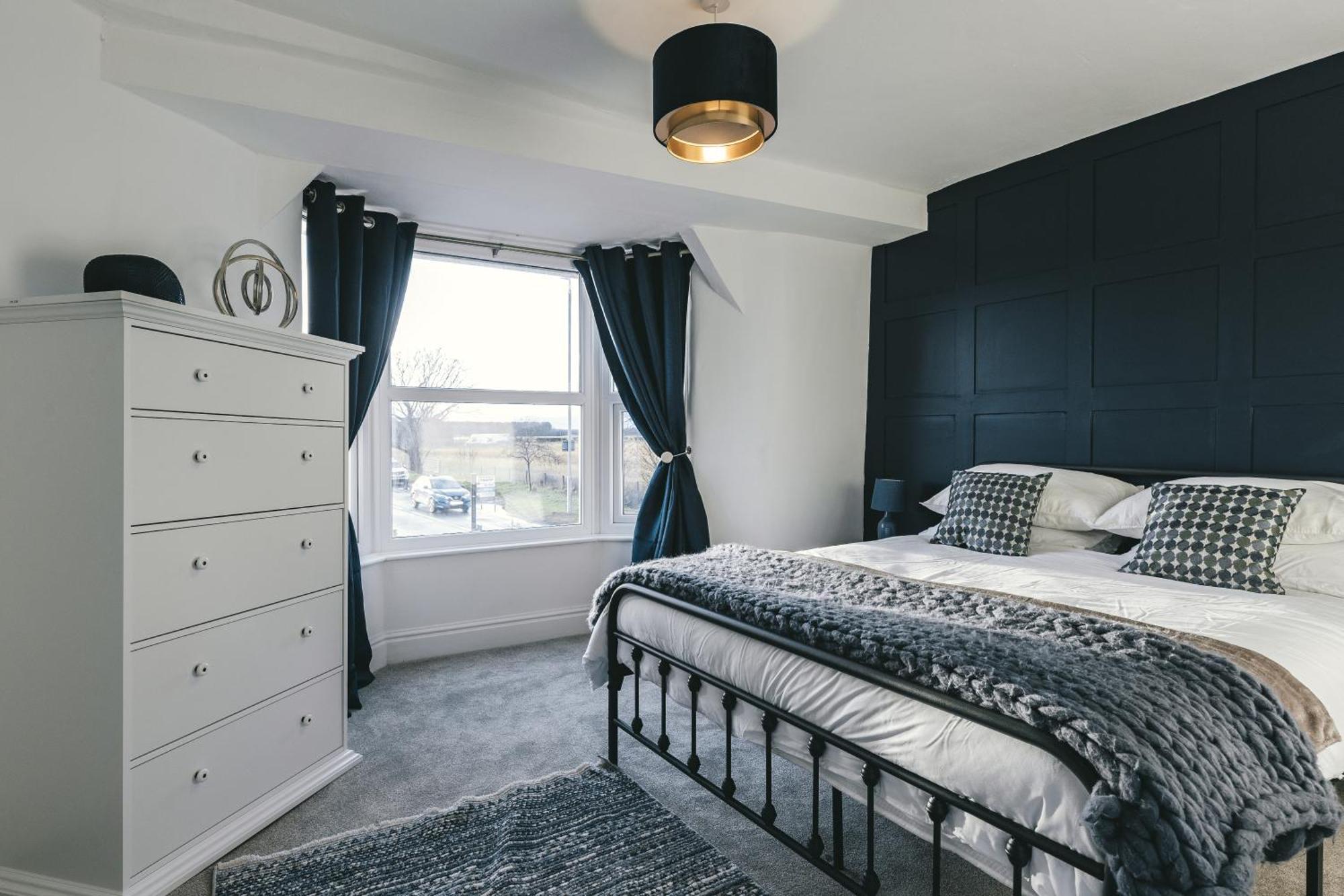 House With A Cinema And Games Room, Sleeps 17 슈루즈버리 외부 사진