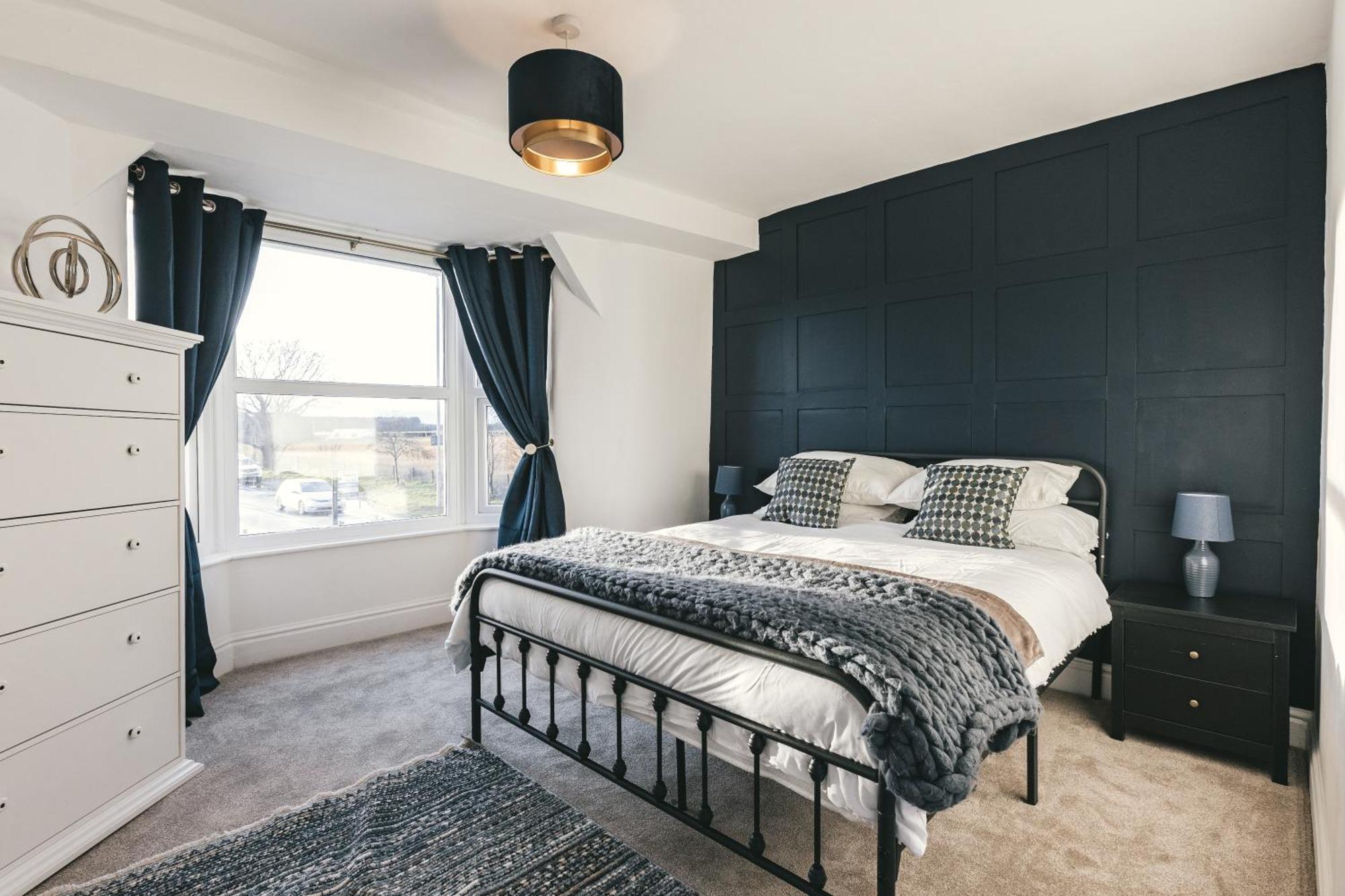 House With A Cinema And Games Room, Sleeps 17 슈루즈버리 외부 사진